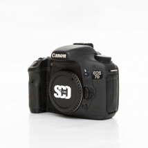 Canon EOS 7D ( BODY)